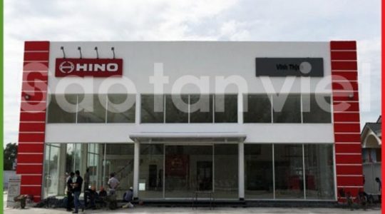 Pano Alu - Chữ Inox mặt mica - Led module phát sáng ( HINO )