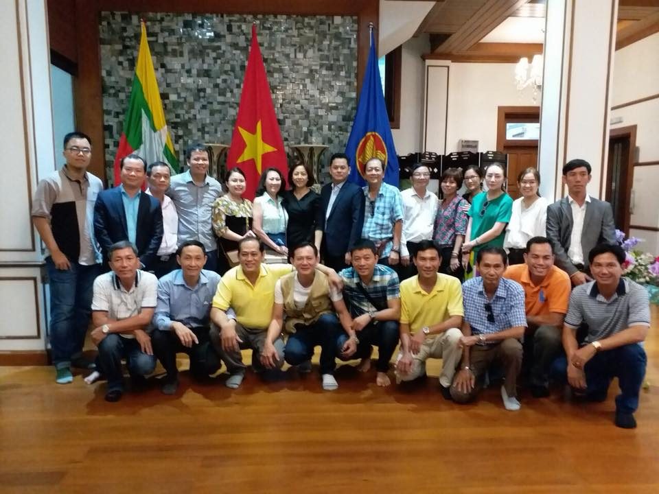 Đoàn Doanh Nghiệp Quảng Cáo cùng Hiệp Hội Quảng cáo TP.HCM đến thành phố Yangon tại Myanmar