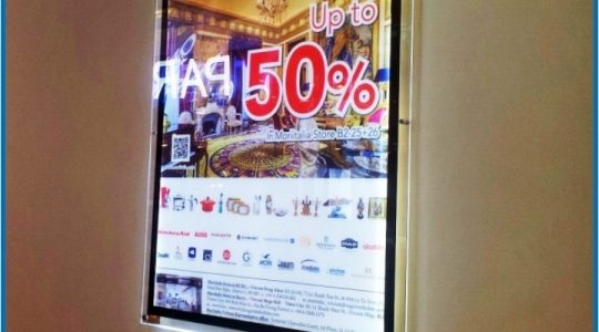 Biển Mica 2 lớp - đèn Led dây phát sáng